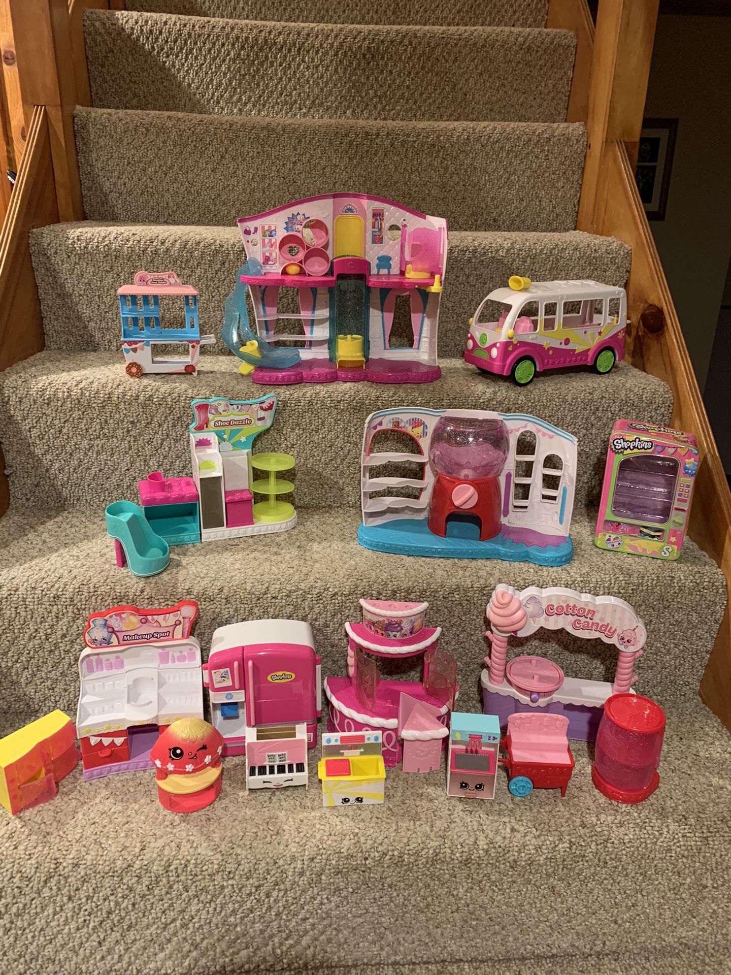 Shopkins lot with over 500 Shopkins!!