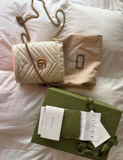 Gucci GG Marmont bucket bag