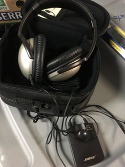 Bose QC 1 headphones