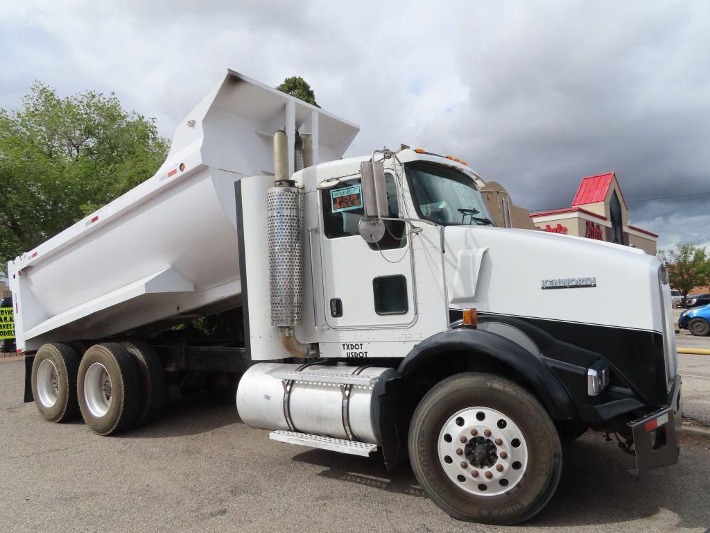 2006 Kenworth Dump Truck
