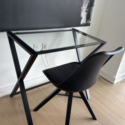 Minimalist Desk