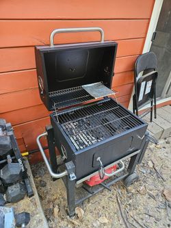 Charcoal Expert Grill
