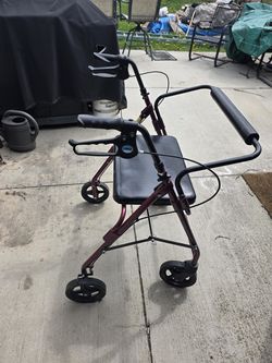 Sitting walker