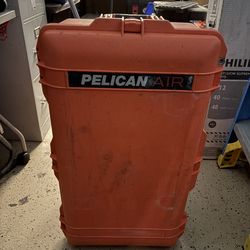 Pelican Air 1615 Travel Case - Orange (Max Check-in Size)