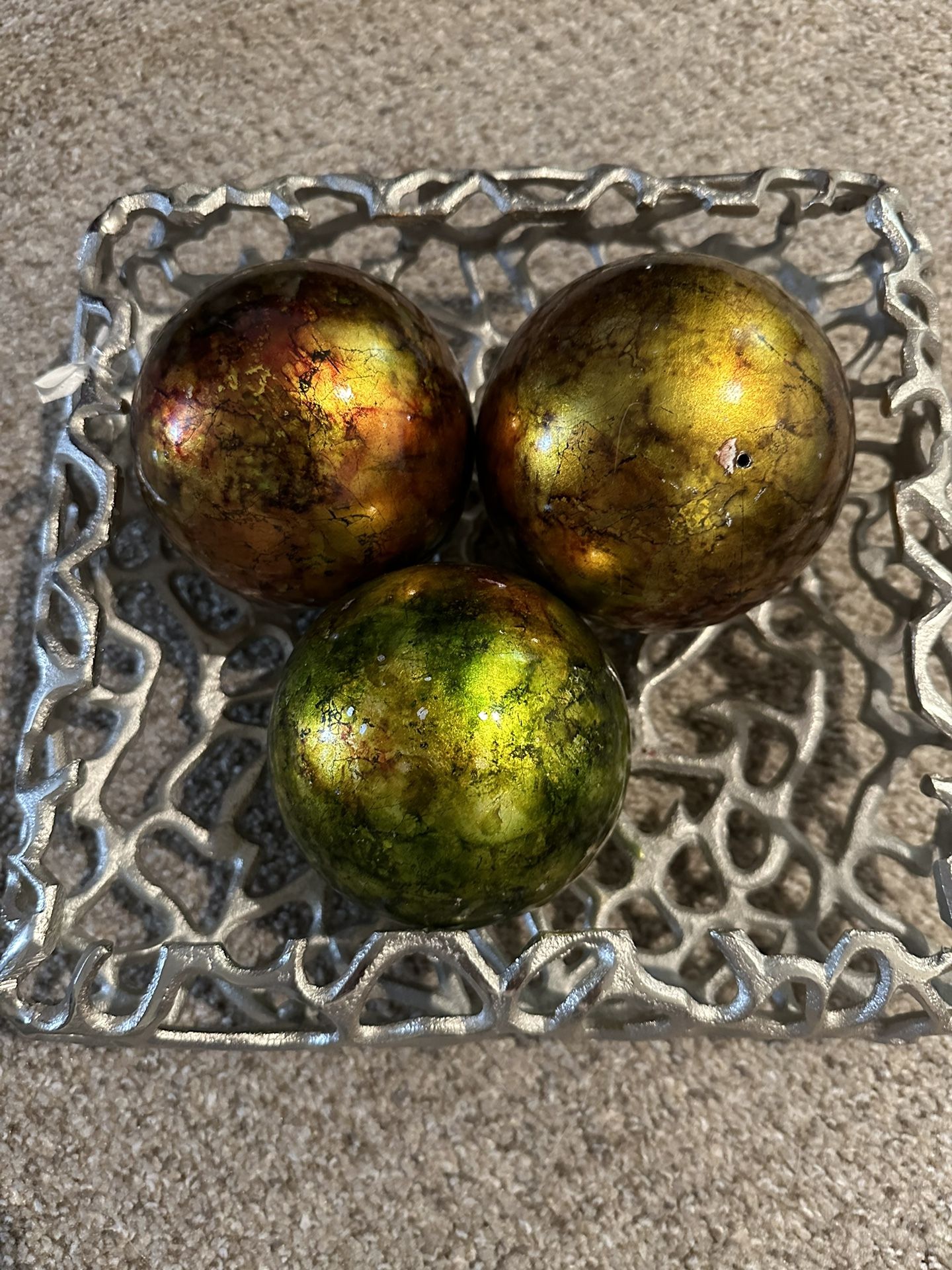 Decorative Ball Table Centerpiece