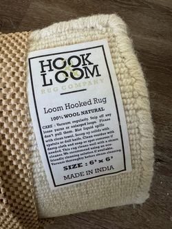 6x6 Wool Rug with slip pad