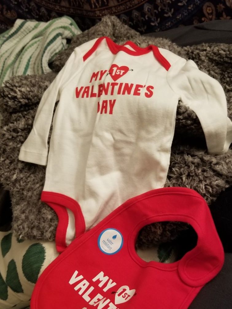 My First Valentines Day Onsie And Bib 3MO