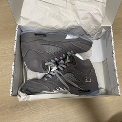 Wolf 🐺 gray Jordan 5 brand new