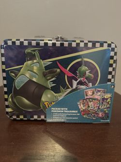 Pokemon 2018 Back To School Collector Chest 