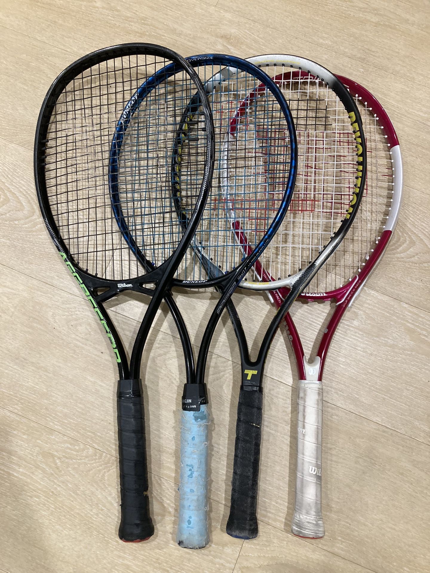 tennis racket