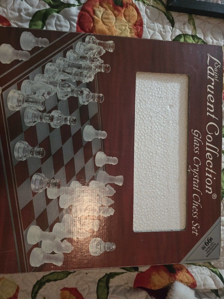Glass Crystal Chess