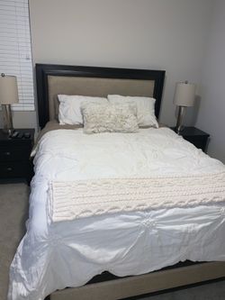 Queen Bedroom Set
