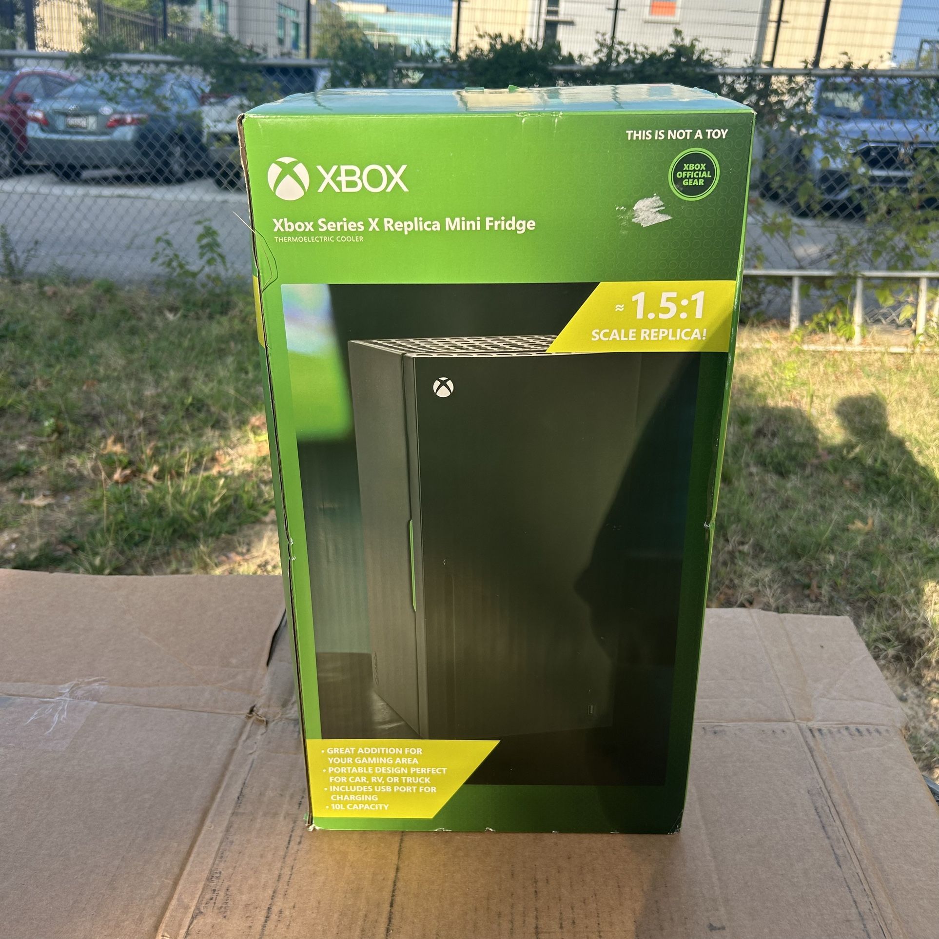 ✅Xbox Series X Replica Mini Fridge Limited Edition (Holds 12 cans) NEW