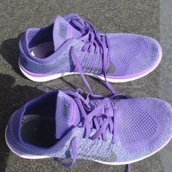 Womens Running Shoes Nike Sz 9.5 med