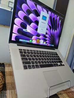 Apple MacBook pro 15' - Icore 7 - 2.8Ggz, 16GB, SSD 512 - OSX sequoia 15 - $280
