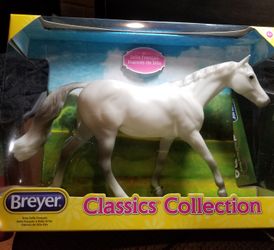 Breyer Horse Grey Selle Francais