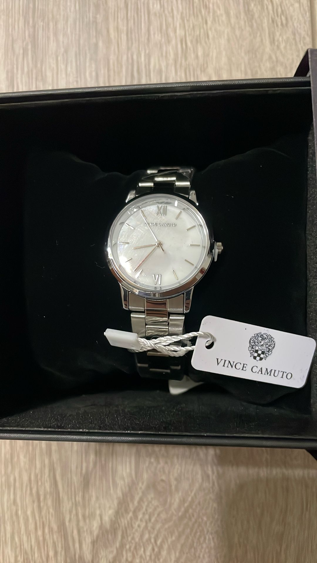 Brand New Vince Camuto Ayla Womens Watch