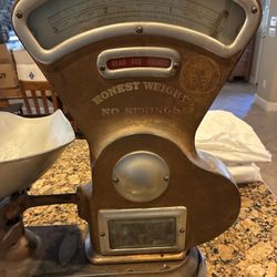 1920's Antique Toledo Scale