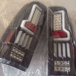 99-06 Chevy Silverado tailights