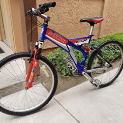 SPECIALIZED MOUNTAIN BIKE FULL SUSPENSION TIRE 26