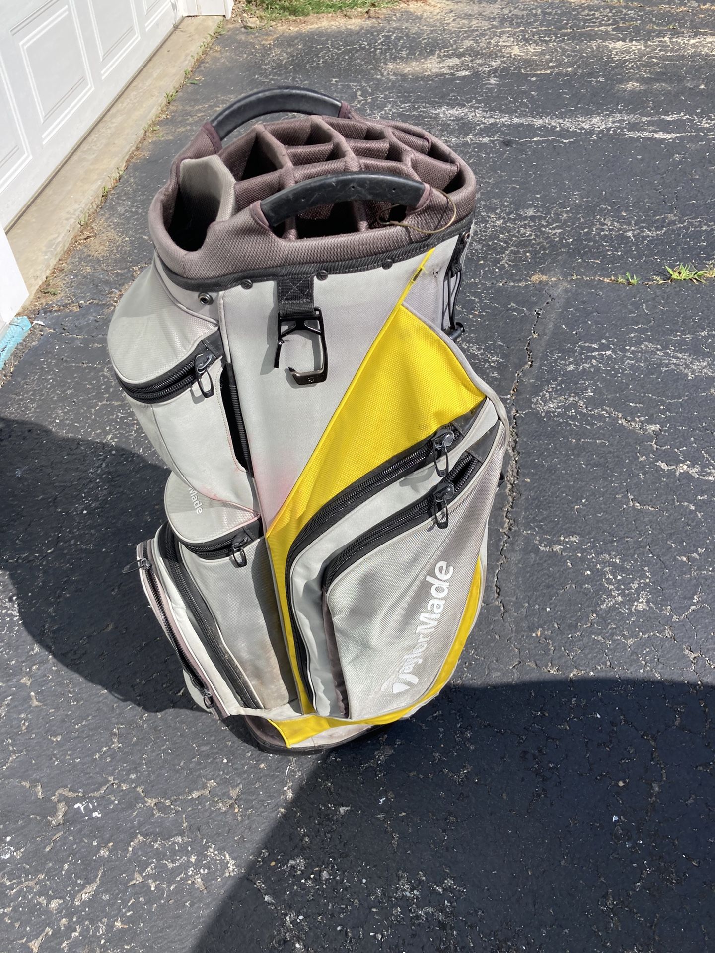 Taylor Made Golf Cart with Rain cover 15 Slots