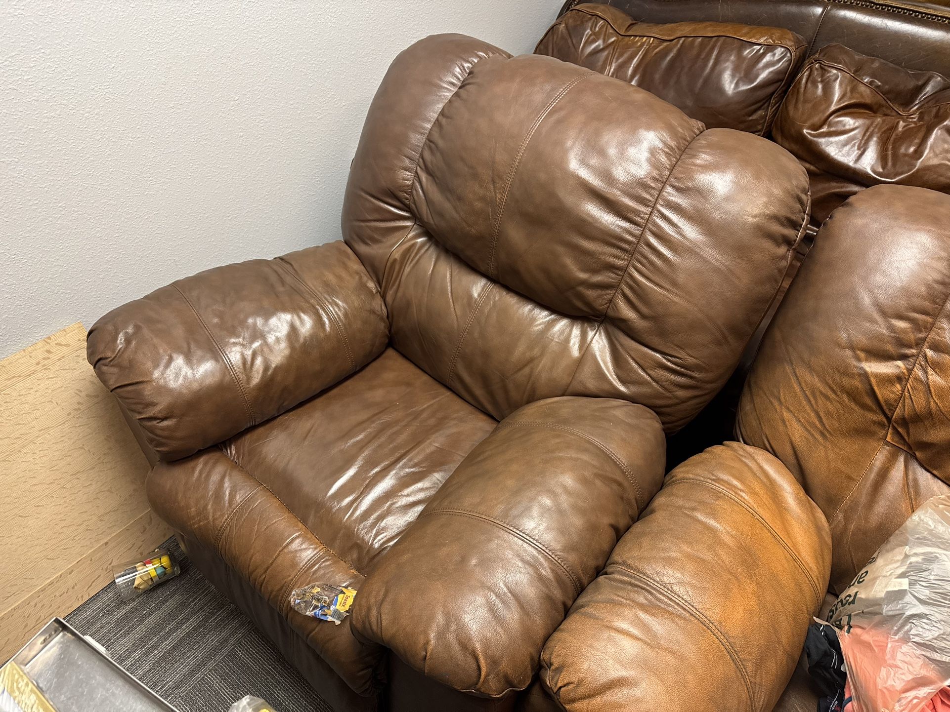 Used But Comfortable Leather Sofa & Recliners
