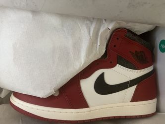 Air Jordan 1 Chicago lost and found Size 9