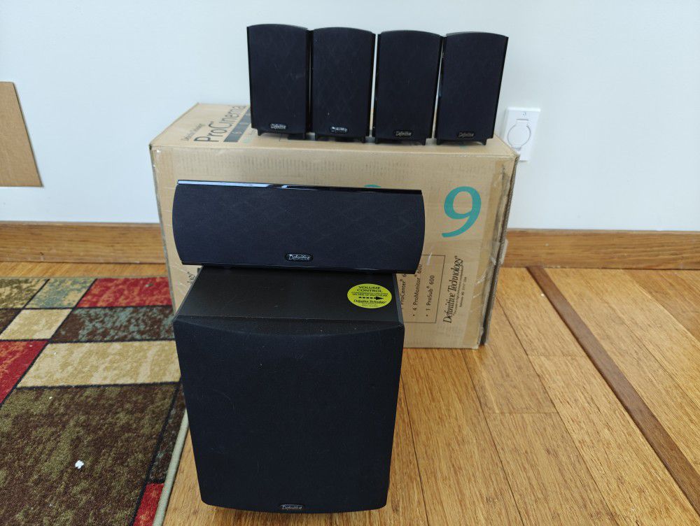 Definitive Technologies ProCinema 600 5.1 Speaker Set