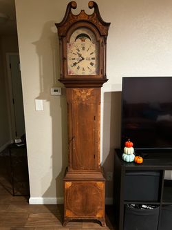 1(contact info removed) Colonial Joseph doll Henry ford inlaid mahogany grandfather clock