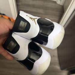 Used Jordan 11 Size 10.5