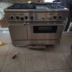 48" stove and hood thermador