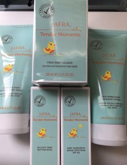 JAFRA TENDER MOMENTS BABY SET