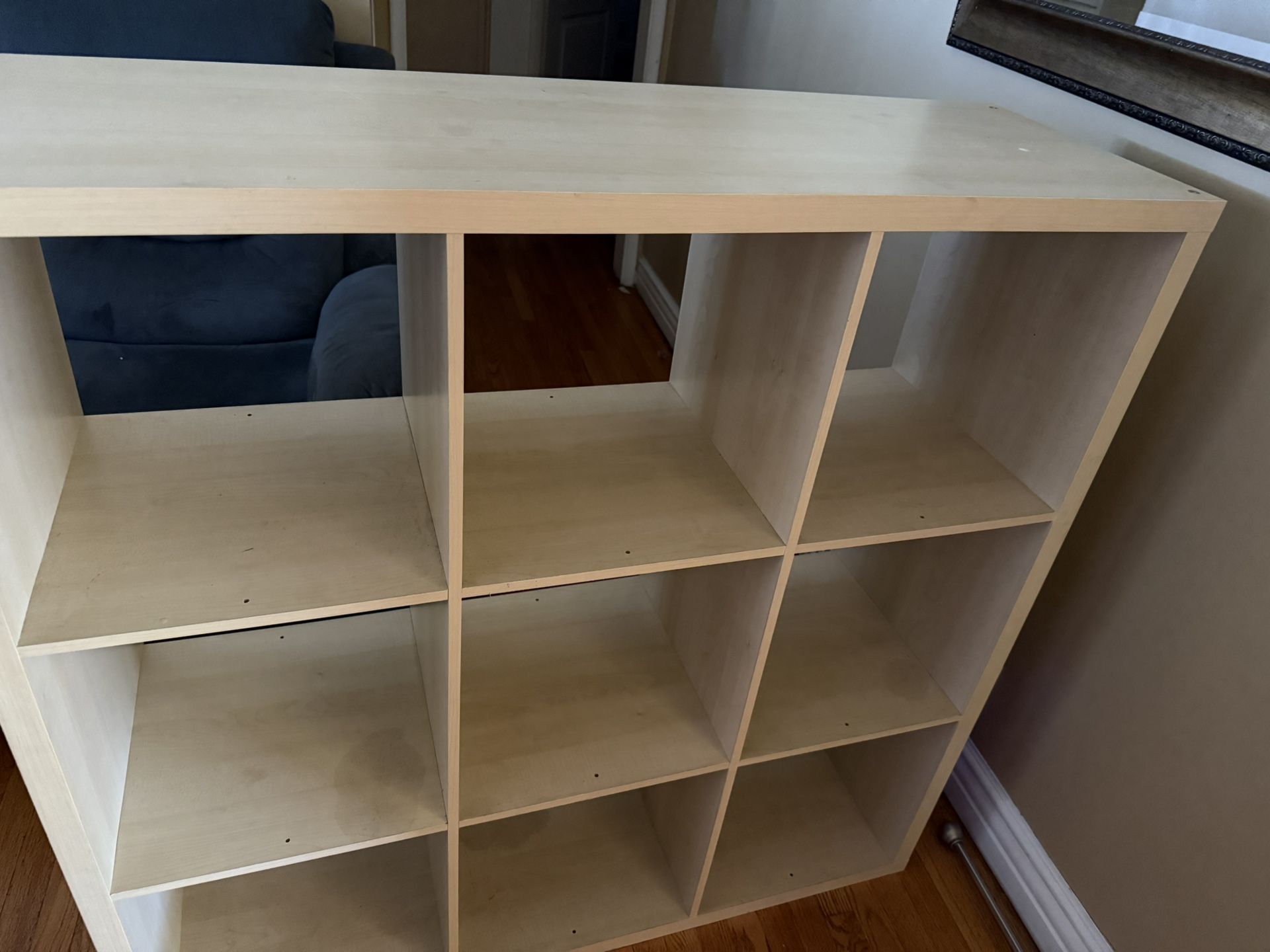 Bookshelves With Storage Bins