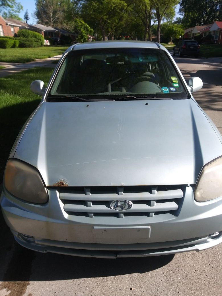 2004 Hyundai Accent