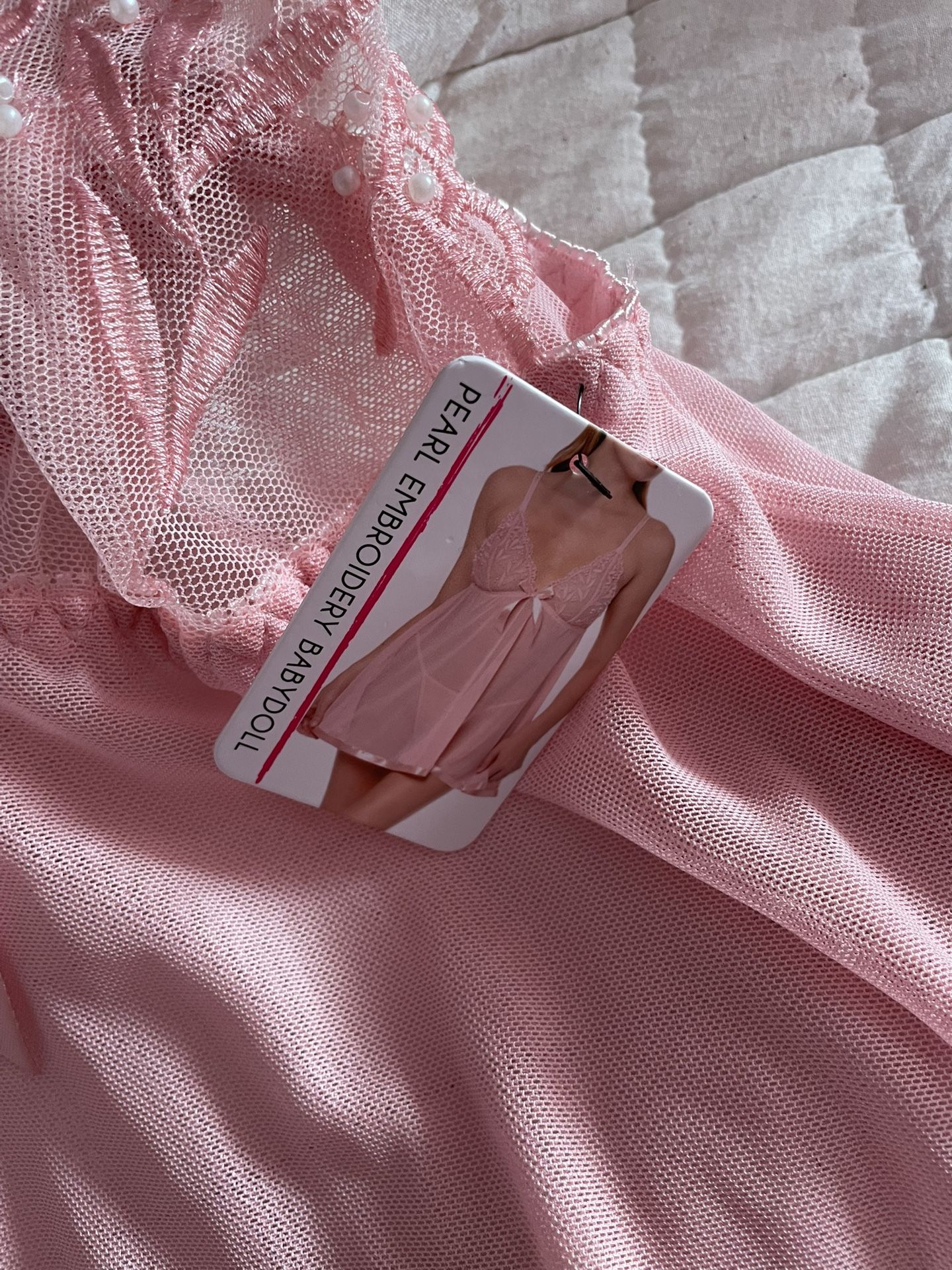 Beautiful Pink Négligée