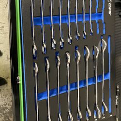 Angled Metric Wrench Set 