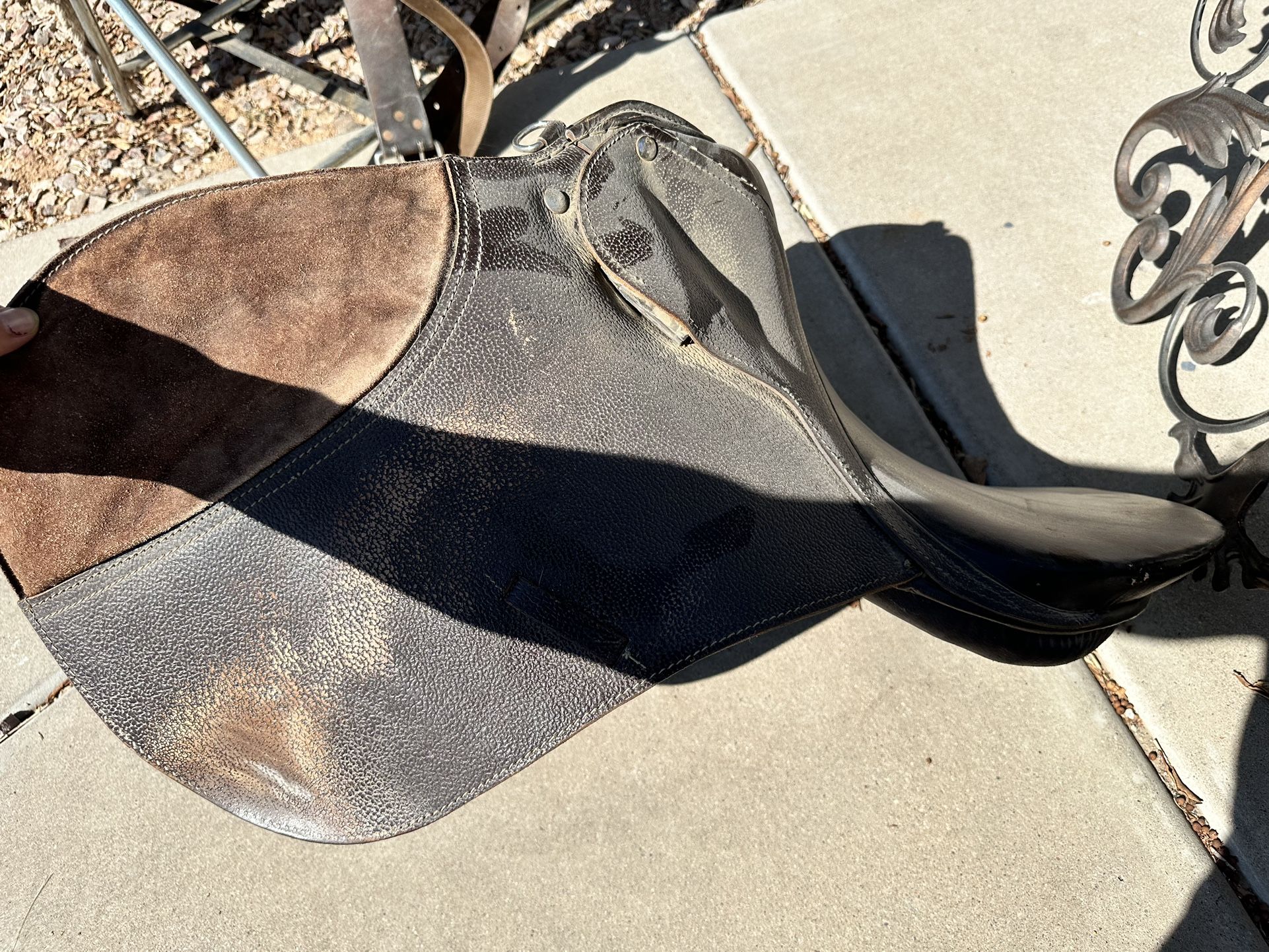 English Saddle