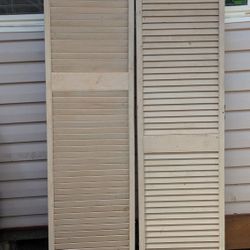 Louvered Doors 