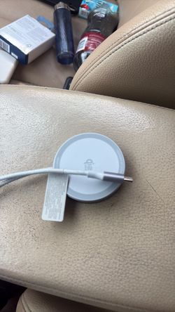 Apple MagSafe Wireless Charger