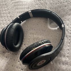 Studio Beats Old Edition