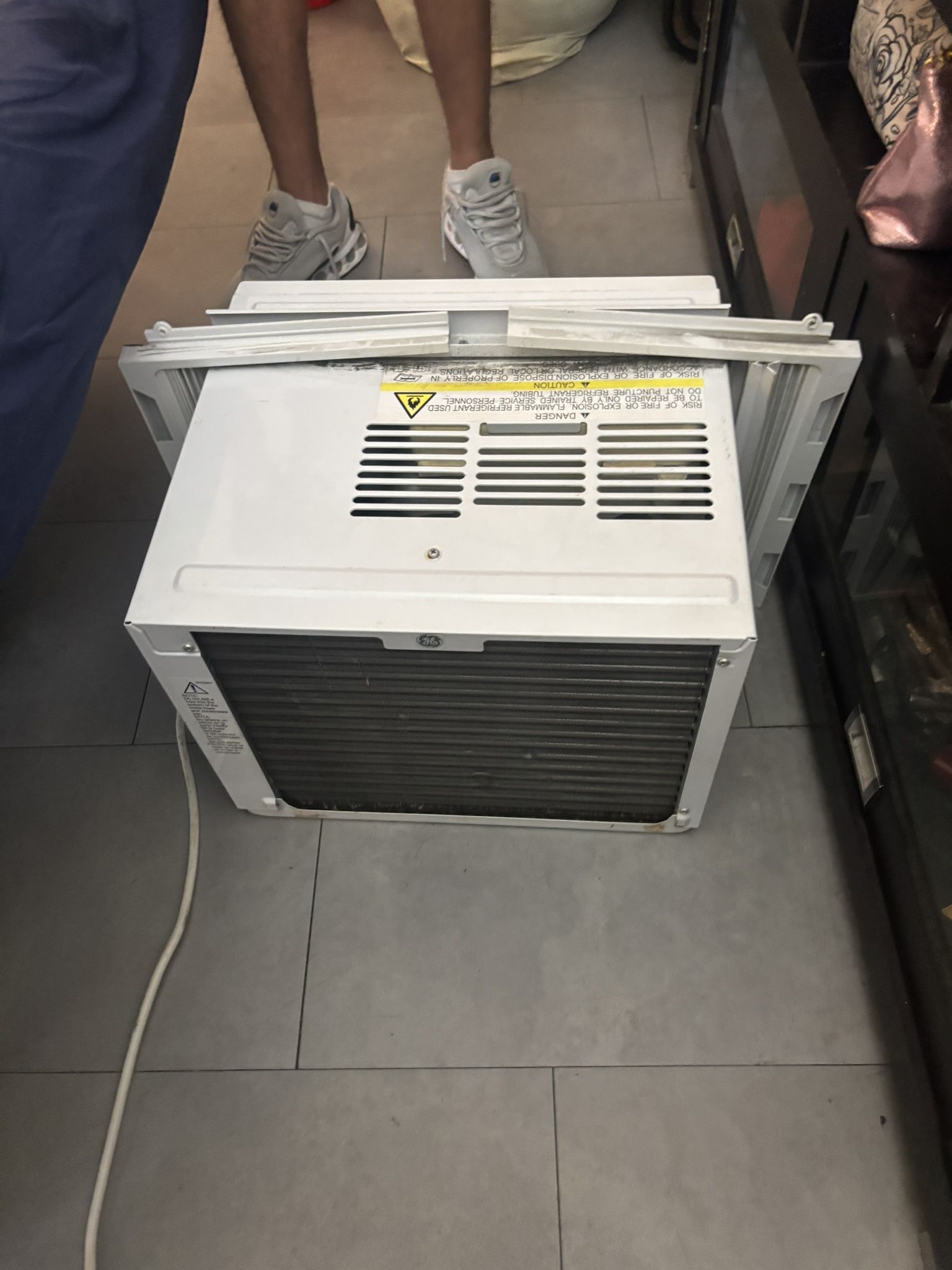 Ge  Air Conditioner