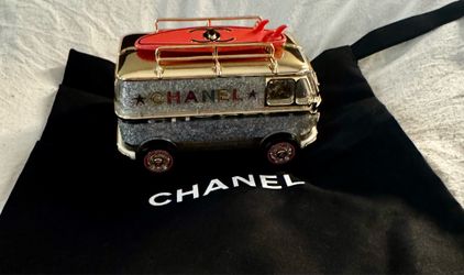 CC Glitter Van Minaudiere Handbag