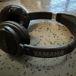 Yamaha Corded Headphones