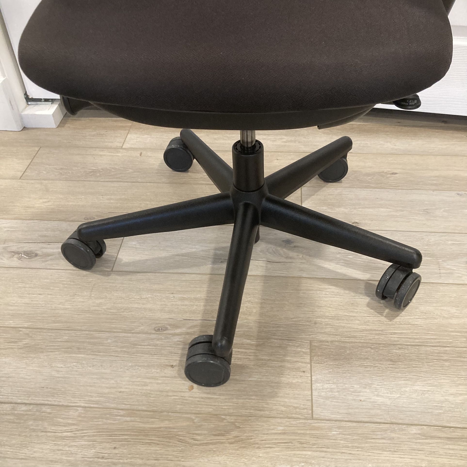 Professionally Cleaned Steelcase Leap Office Chair for Sale in