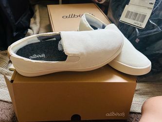 New all birds woman slip ons size 8 cream color AllBirds