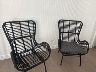 Farmhouse Wicker Chairs