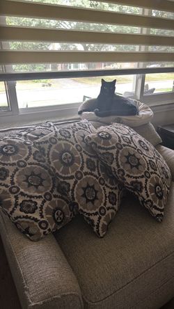 Decorative pillows