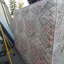 Queen Mattress 