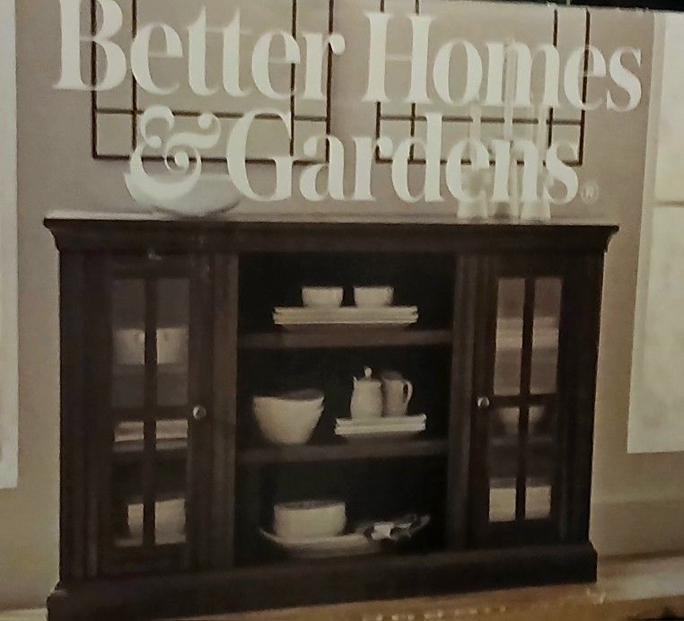 "BETTER HOMES & GARDENS" MEDIA CONSOLE/ACCENT CABINET