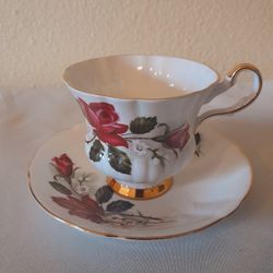 Fine Bone China Coffee/Tea Cup and Saucer made in England 